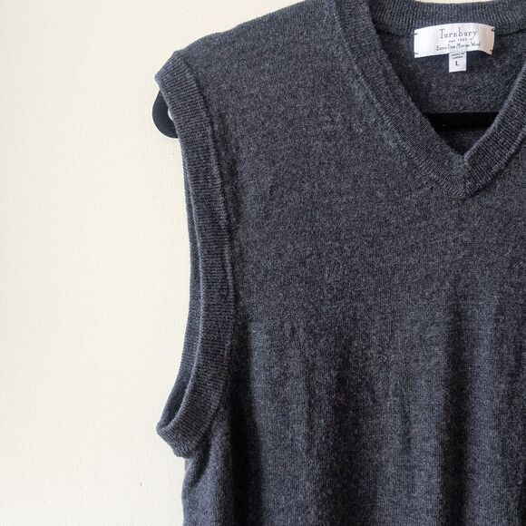 Turnbury Men's Extra Fine Merino Wool Gray V-Neck Sweater Vest Size L - Picture 3 of 5